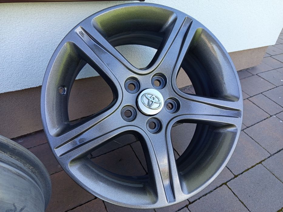Felgi aluminiowe 17 toyota Avensis Auris corolla Lexus is 5x114,3