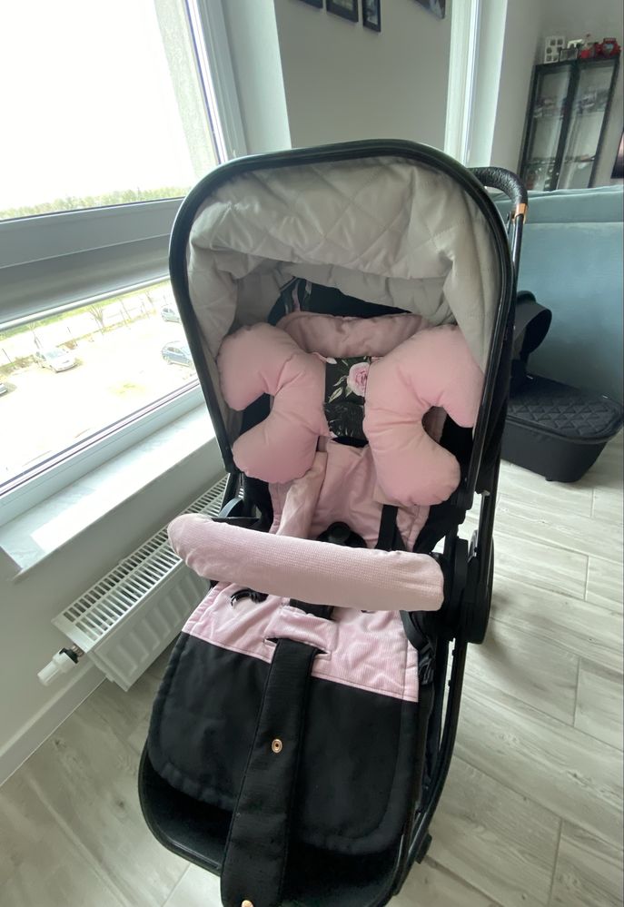 2w1: Venicci Tinum 2.0+fotelik Cybex Cloud Z-ISize Spring blossom Dark