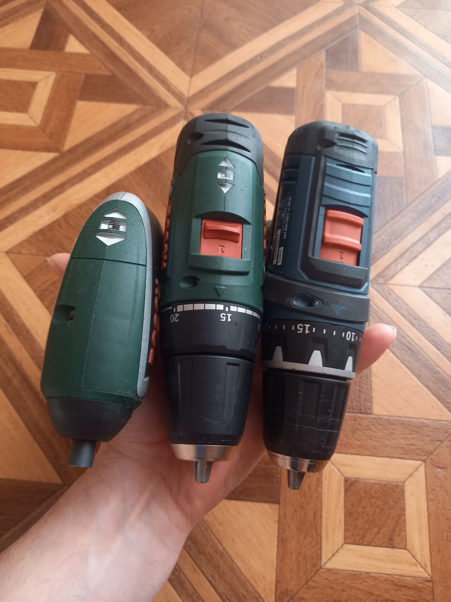 Шуруповерт BOSCH
