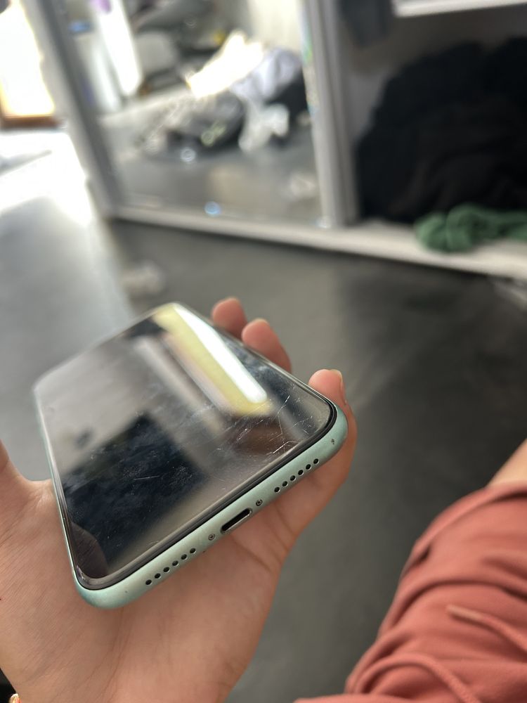 iphone 11 miętowy