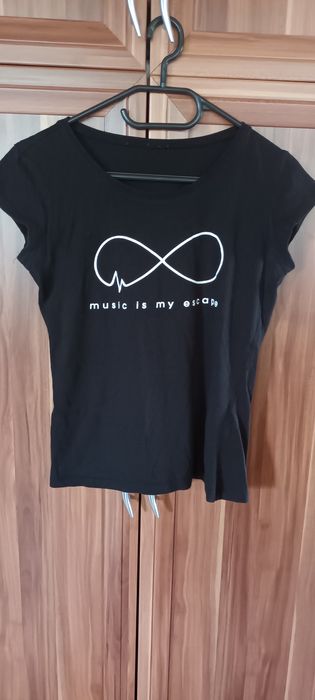 Bluzeczki rozmiar 36.