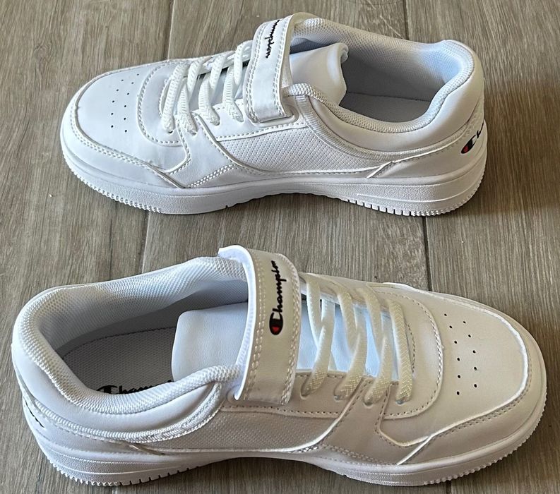 Sapatilhas Champion rd18 low (tamanho 34)- novas