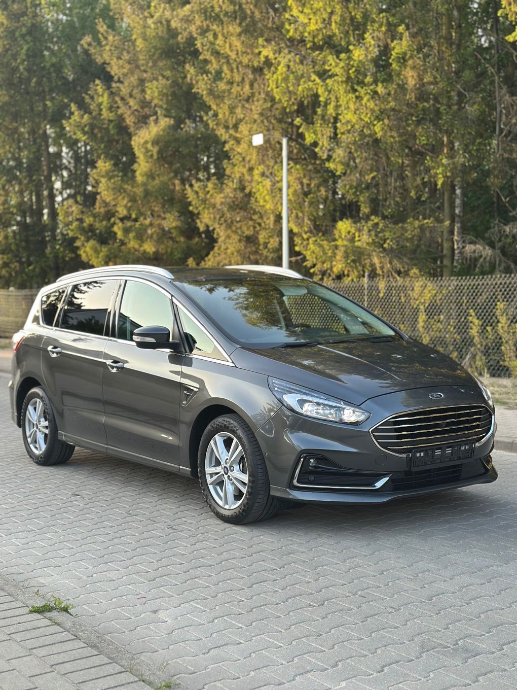 Ford S-Max TITANIUM *Led*Radar*Kamery*Hak