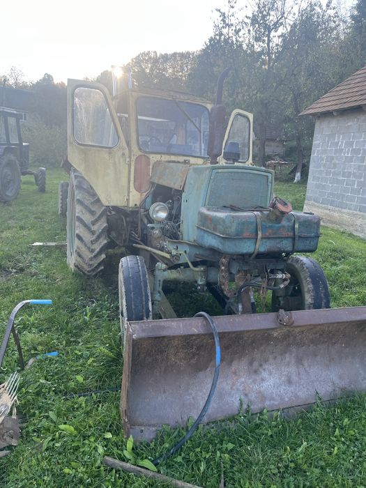 Продам ЮМЗ погрущик