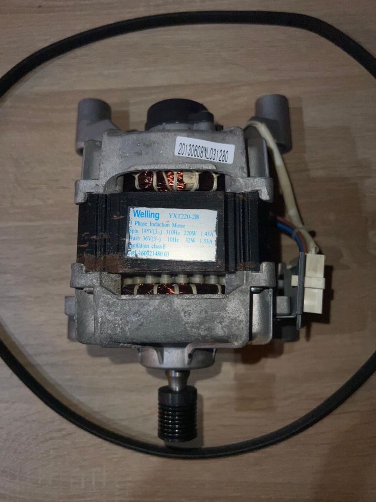 Silnik+ pasek pralki Ariston Hotpoint WMG722PL