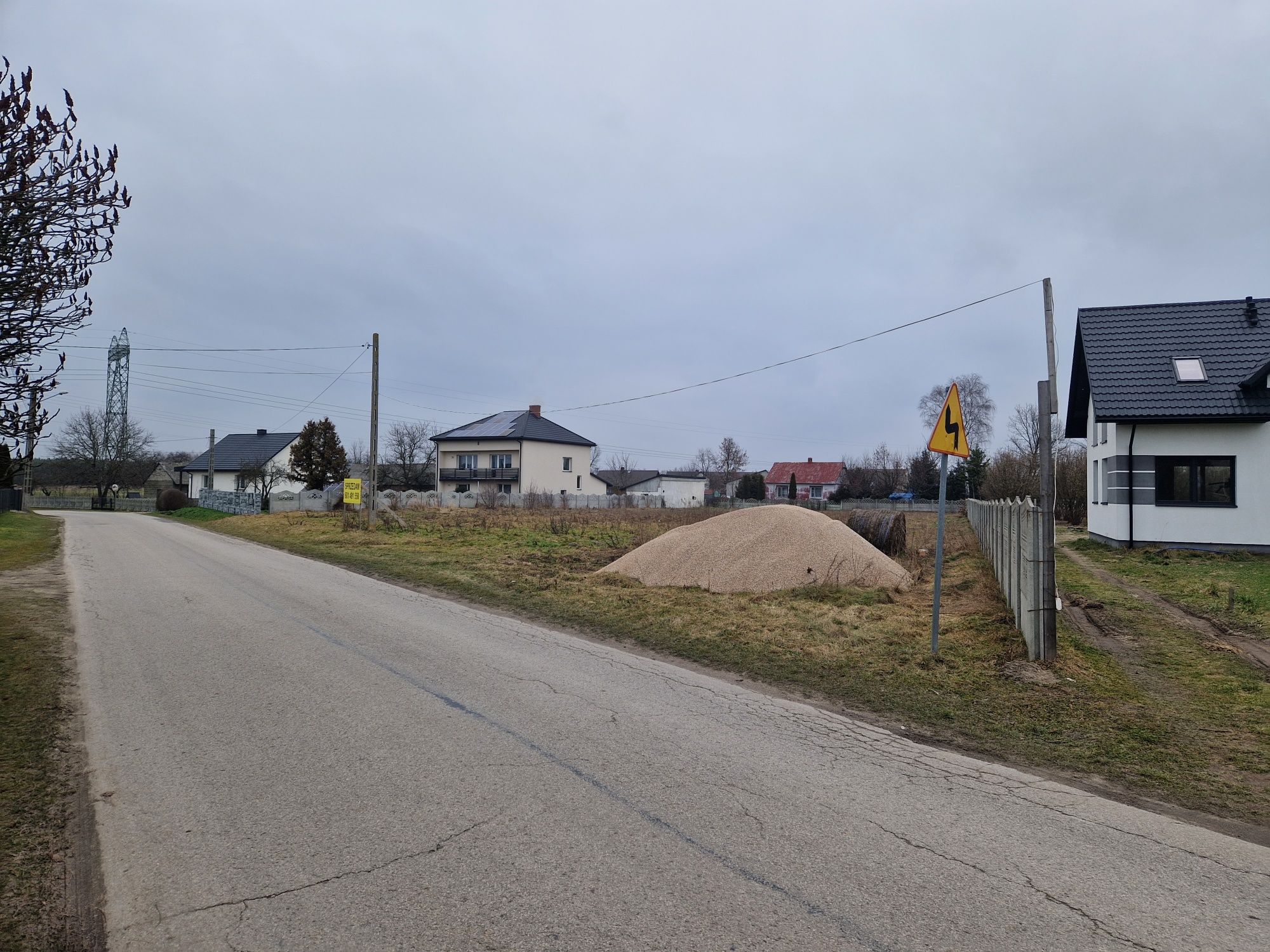 Działka budowlana o powierzchni 2800m2 - Rembiechowa, gm. Oksa