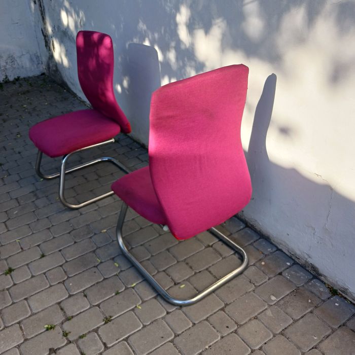 Офісне крісло / ігрове конференс крісло/