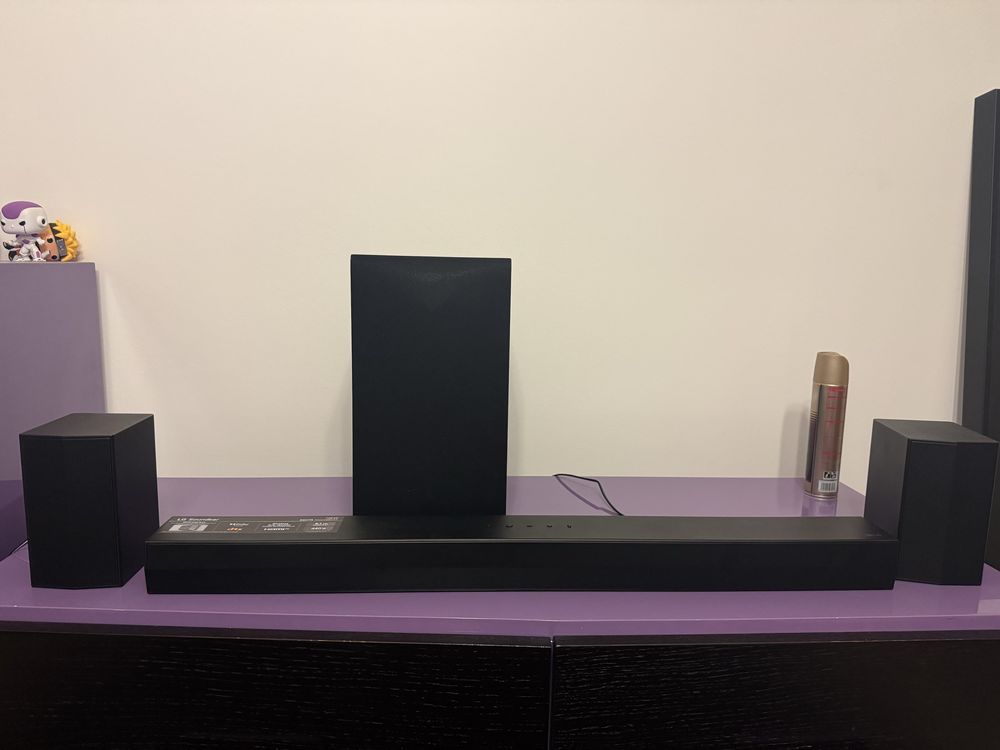 Soundbar LG S60TR 5.1 com Subwoofer e 3 Colunas Traseiras Wireless