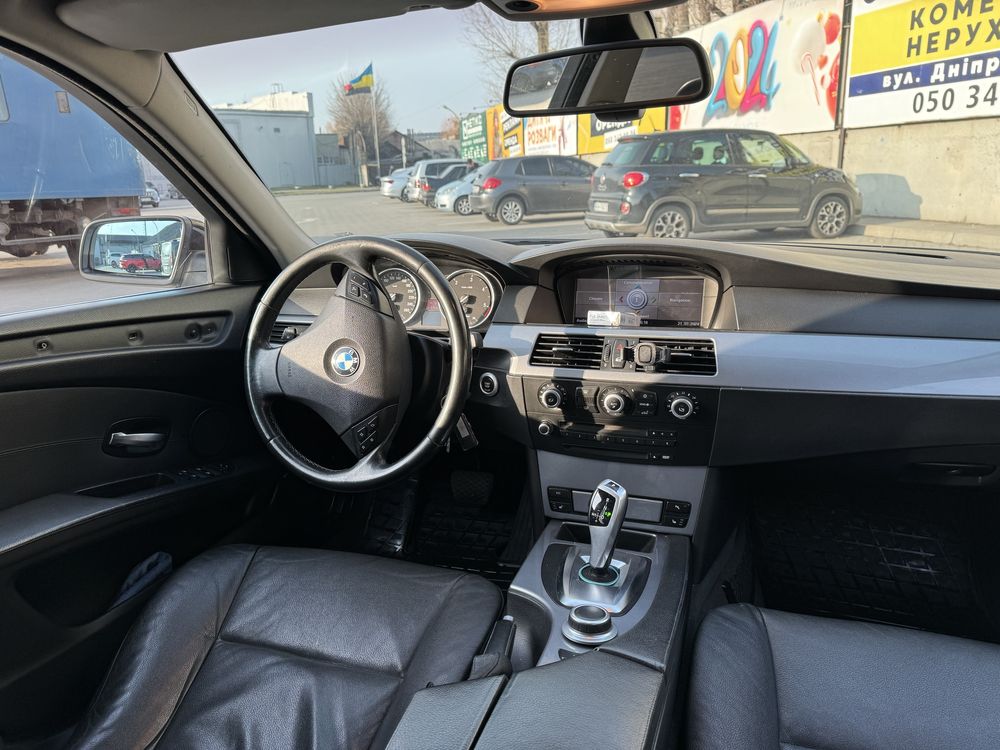BMW E60 продам