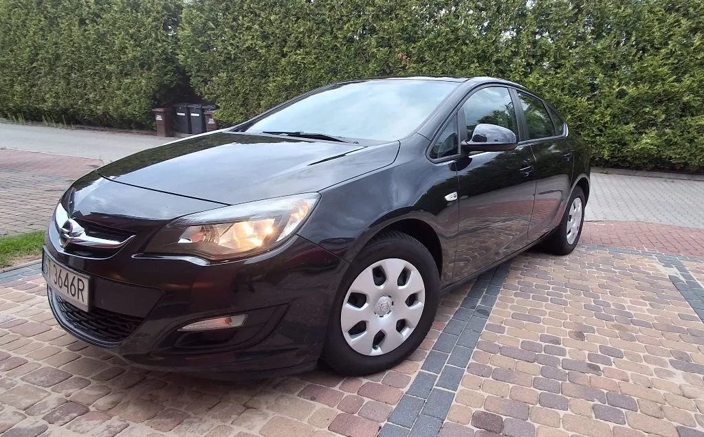 Opel Astra Opel Astra IV 1.6 Essentia