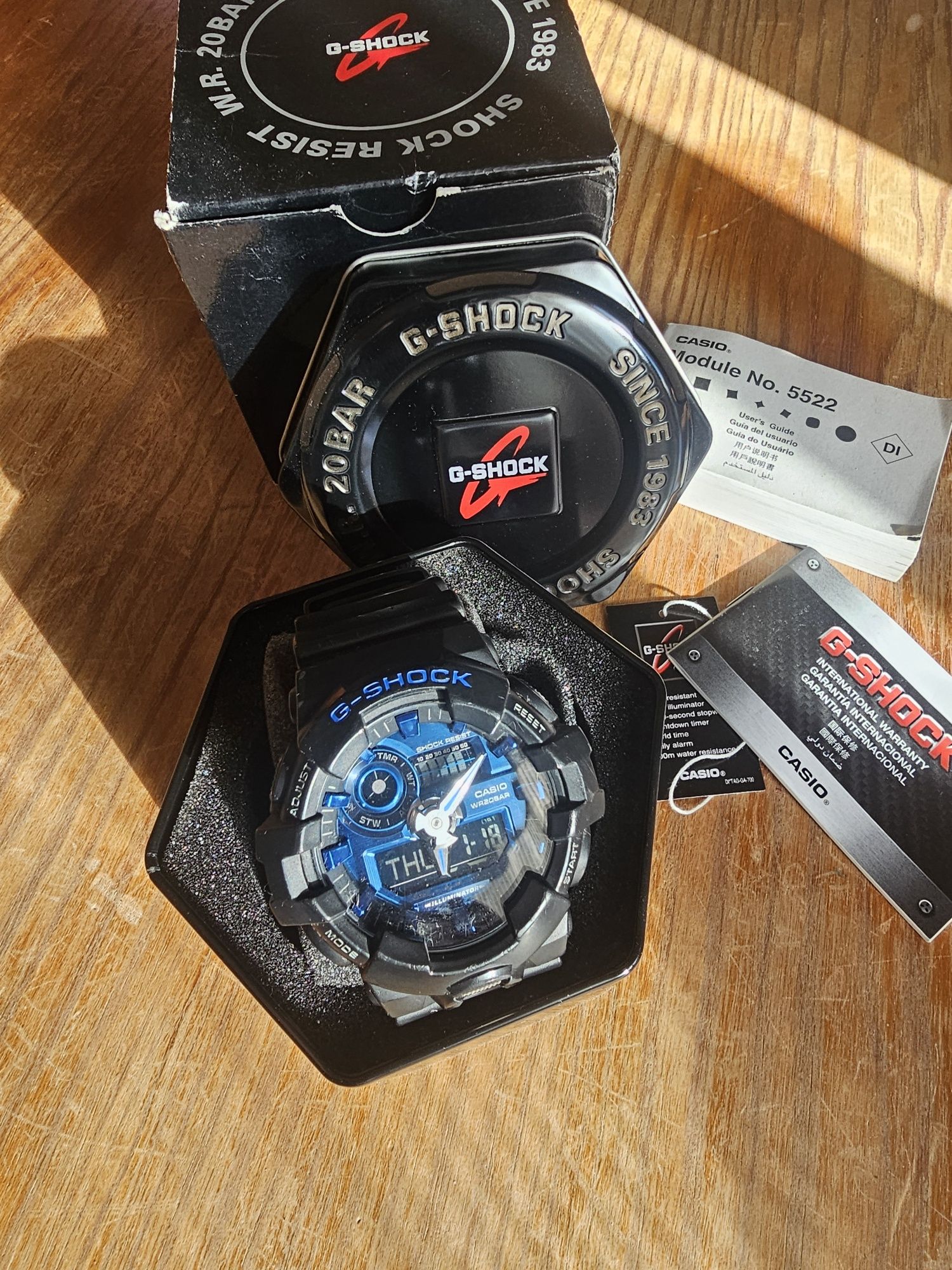 Relógio Casio G-Shock Preto/Azul