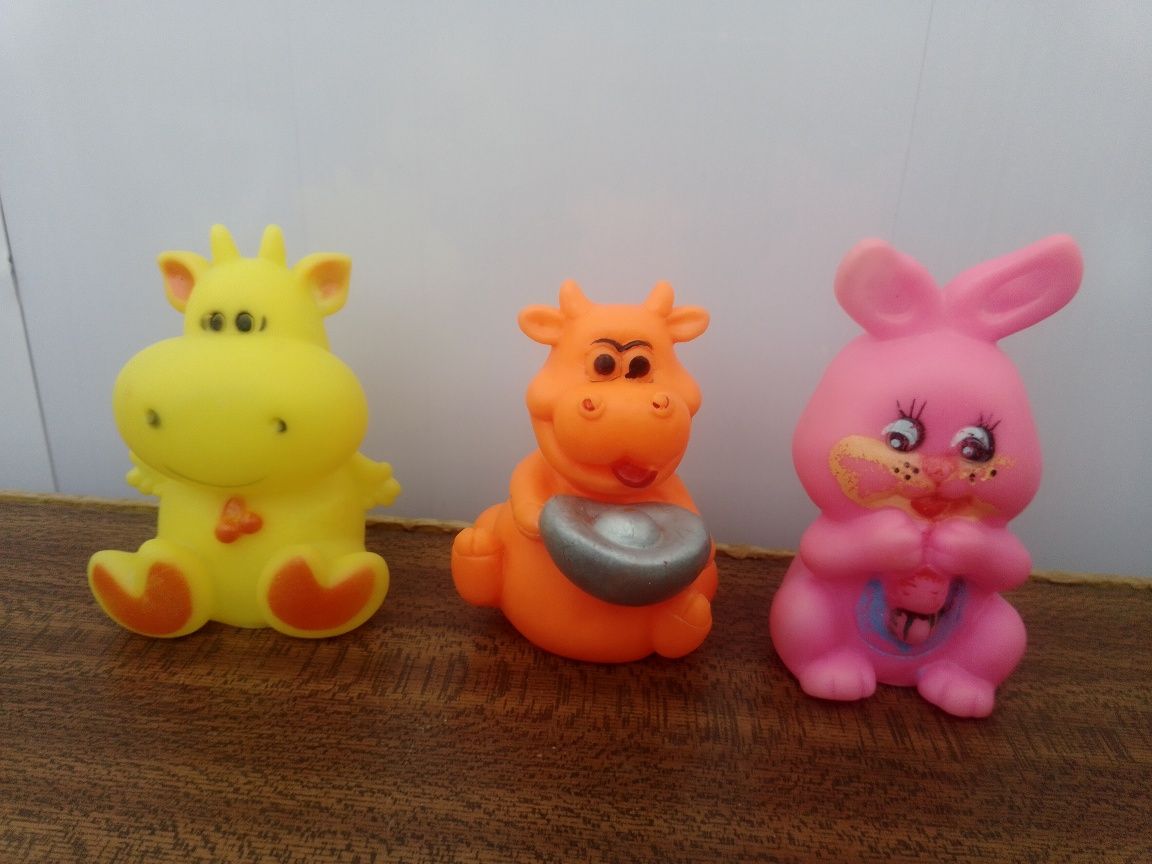 Погремушки игрушки детские резиновые пищалки животные