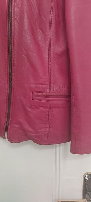 Casacas de pele vermelho(,bordeau
