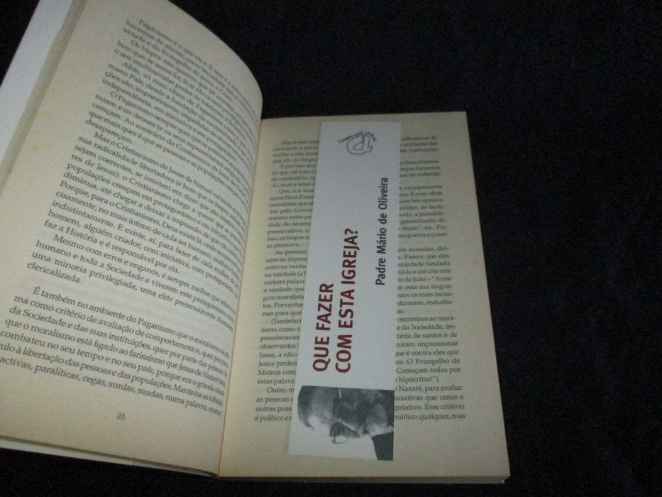 Livro Que fazer com esta igreja? Padre Mário Oliveira
