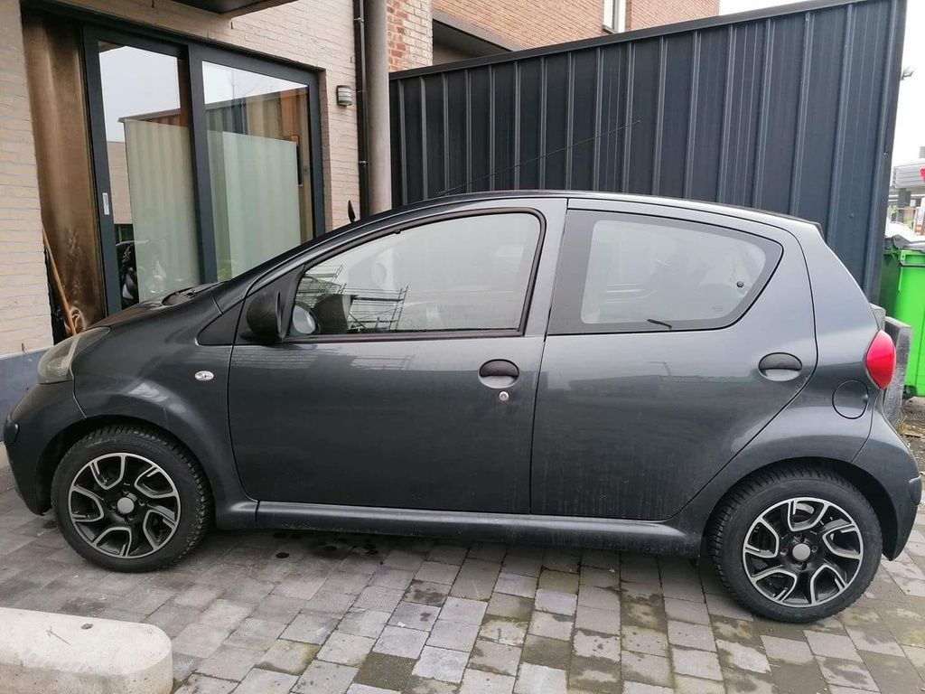 4x Felgi 14 m.in. do HYUNDAI i10 III i20 III KIA Picanto Cross Atos Getz Rio MAZDA 2 - XE186