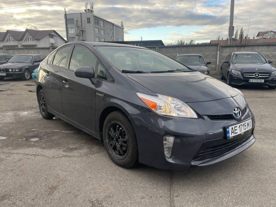 Продам Toyota prius