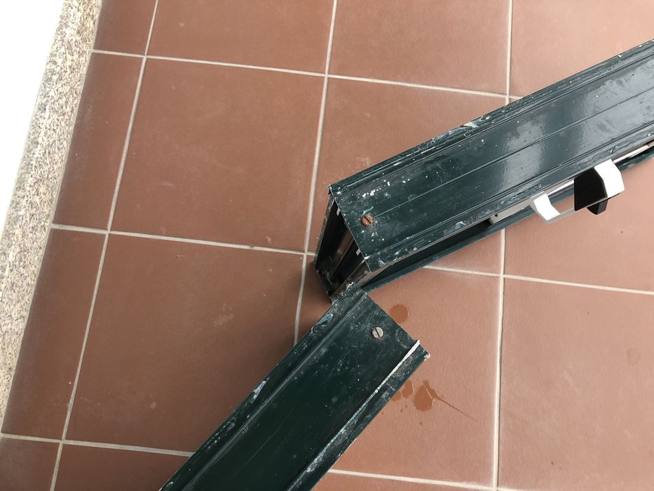 Janela de Correr Vidro Fosco de Alumínio