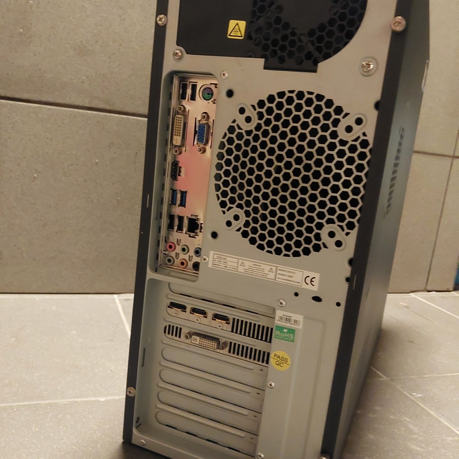 Komputer stacjonarny fx8300 i gtx750