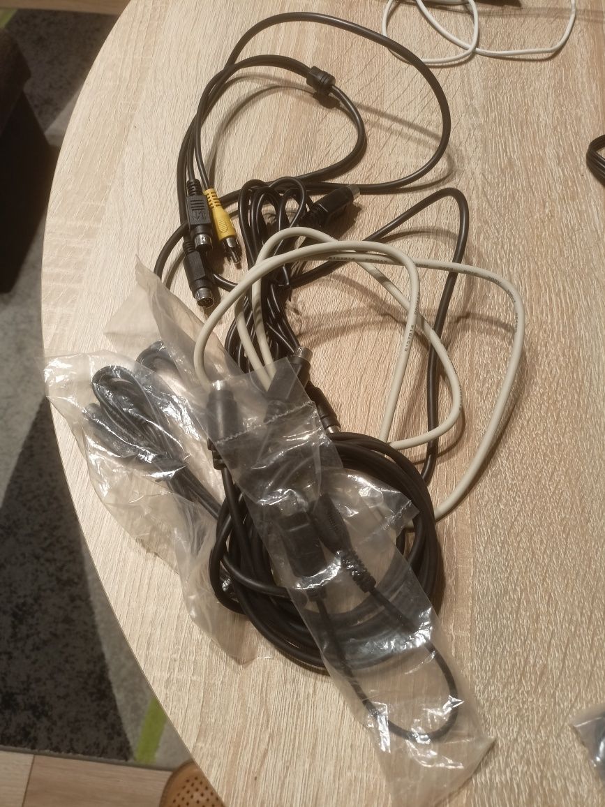 Kable różne audio plus video