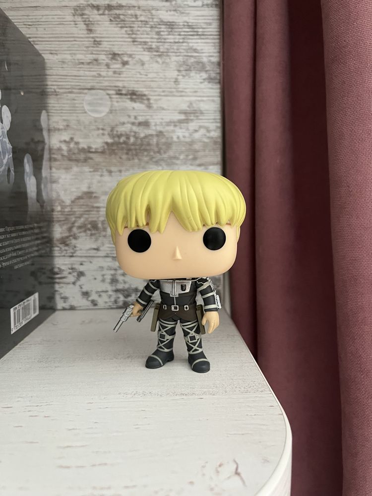 Funko pop — harry potter, attack on titan, house of the dragon