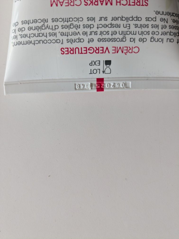 Krem na rozstępy Mustela 250 ml