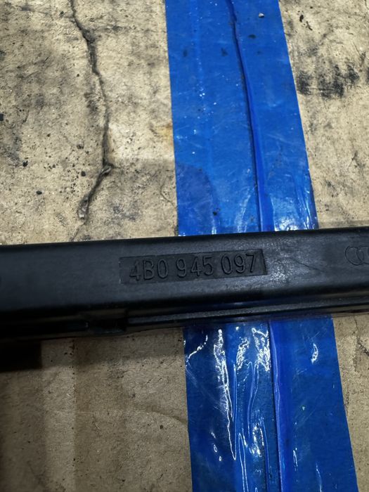 Дополнительный стоп сигнал Audi A6 C5