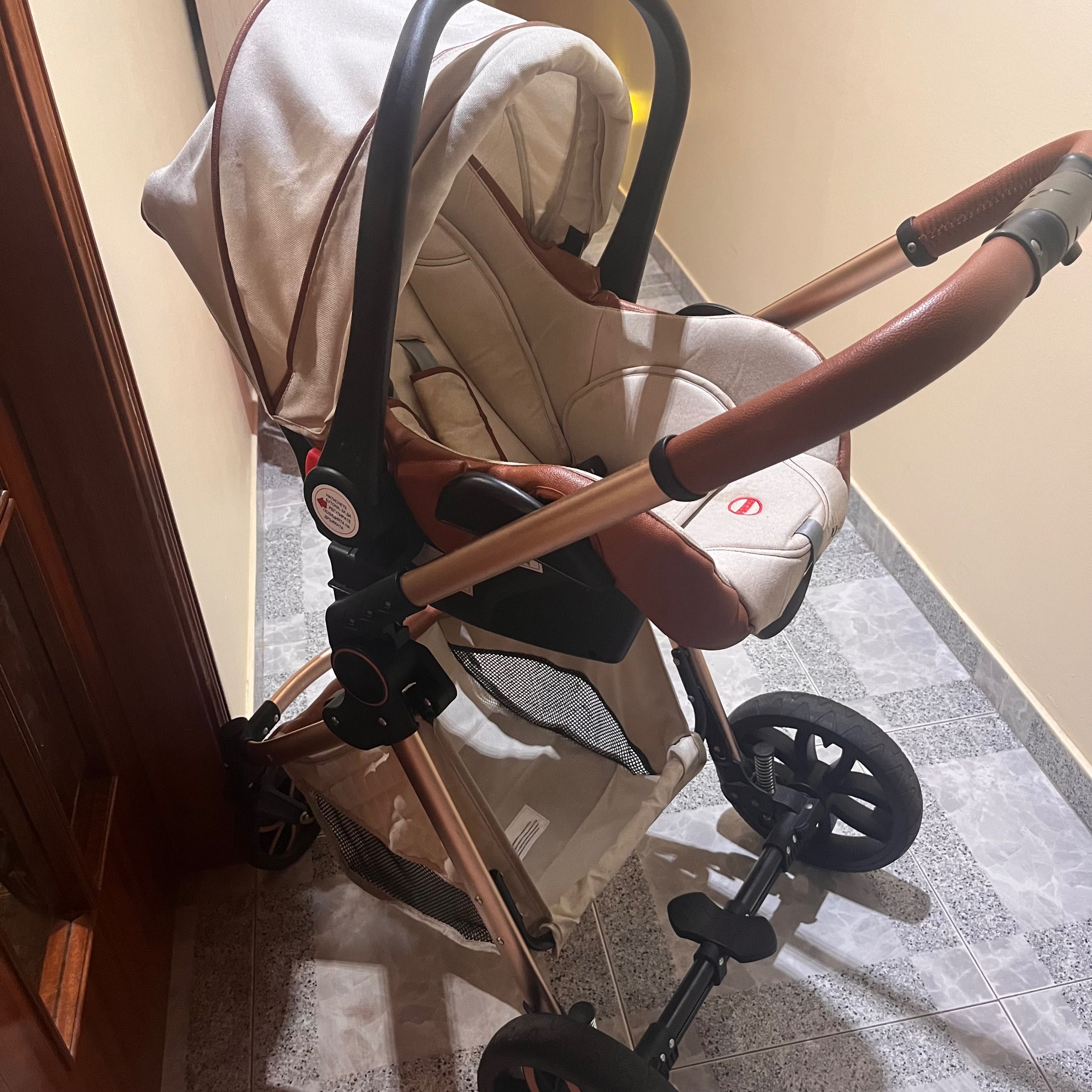 Carrinho completo de bebé