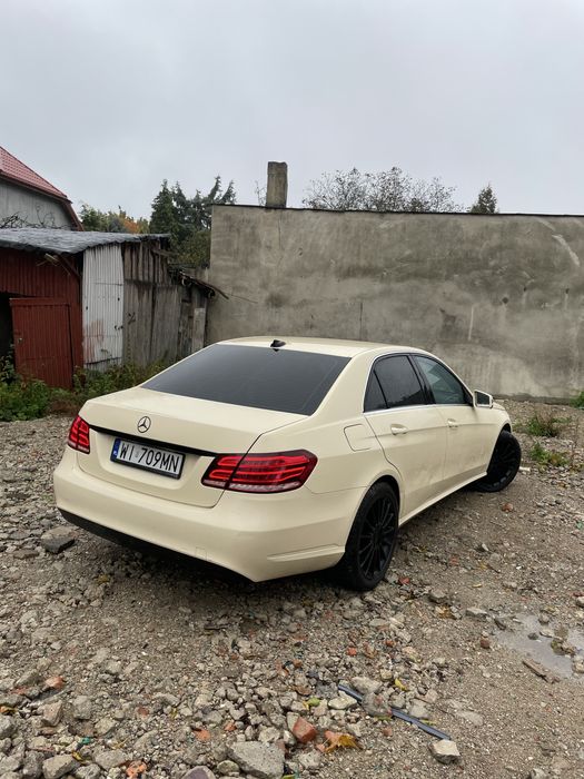 Mercedes E200 2.2 CDI Automat • Stan bardzo dobry • Bogate wyposażenie