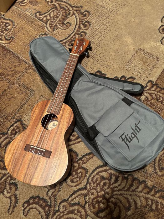 Ukulele Flight - praktycznie nieużywane