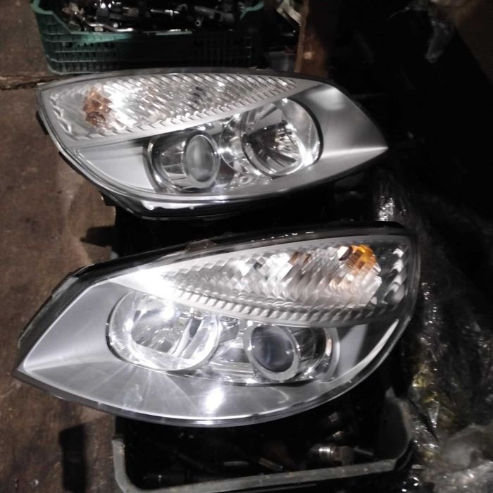 komplet lampy przednie przód xenony ksenon Renault Scenic II