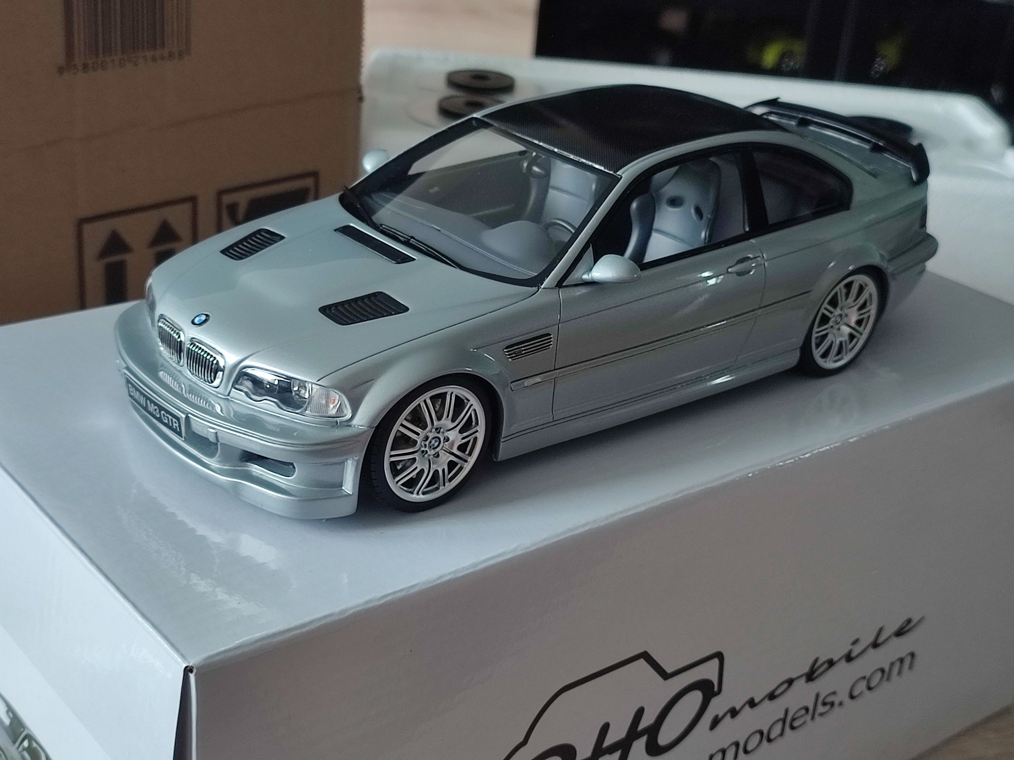 BMW M3 E46 GTR Street 1:18 OTTO