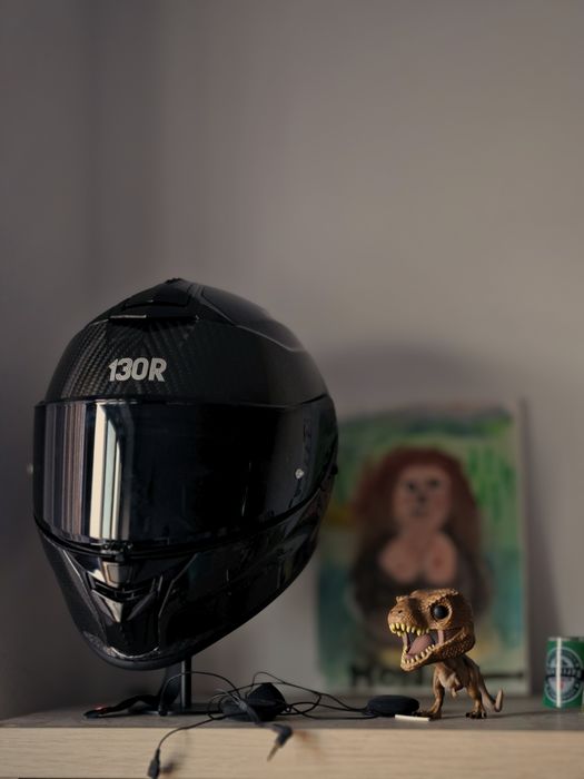 Suporte para capacete mota