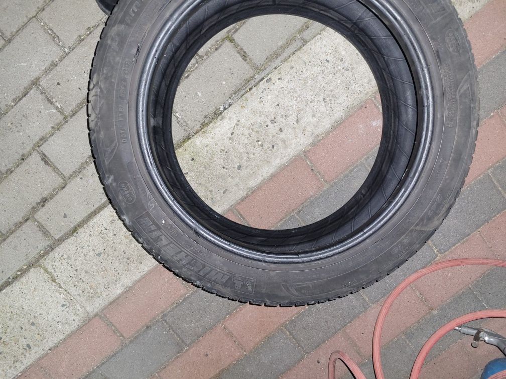 Opony Michelin lato 245/45/18