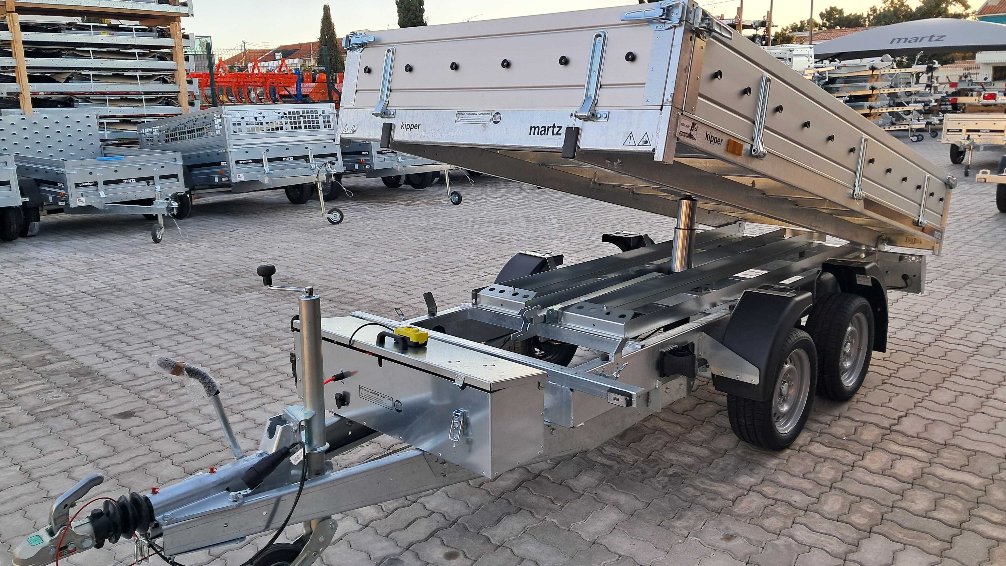 Atrelado Martz Kipper 300/2  2.7T Basculante Elétrico