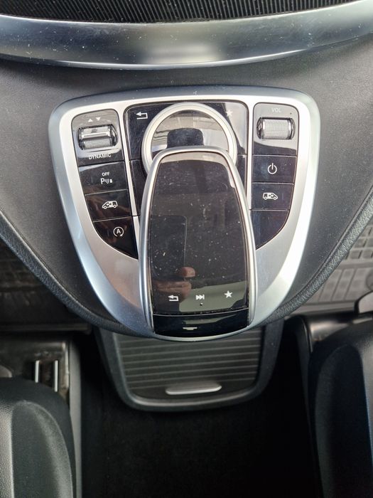 Mercedes- benz V250d