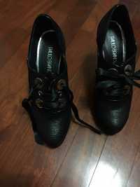 Sapatos pretos Paulo Brandão Impec