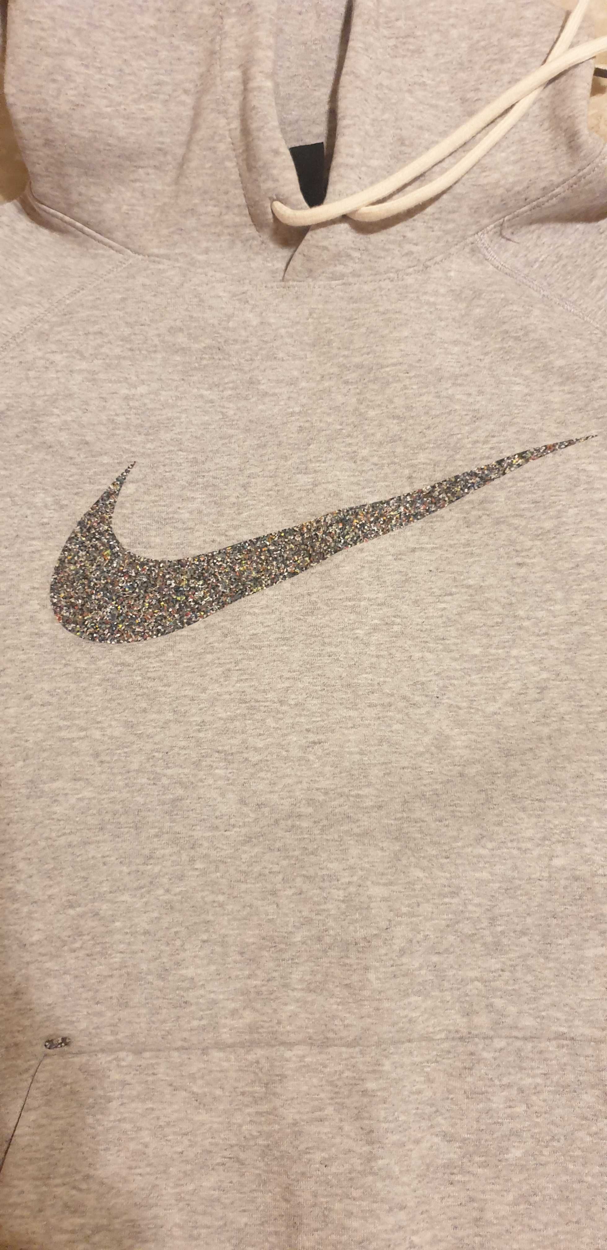 Bluza kangurka Nike !