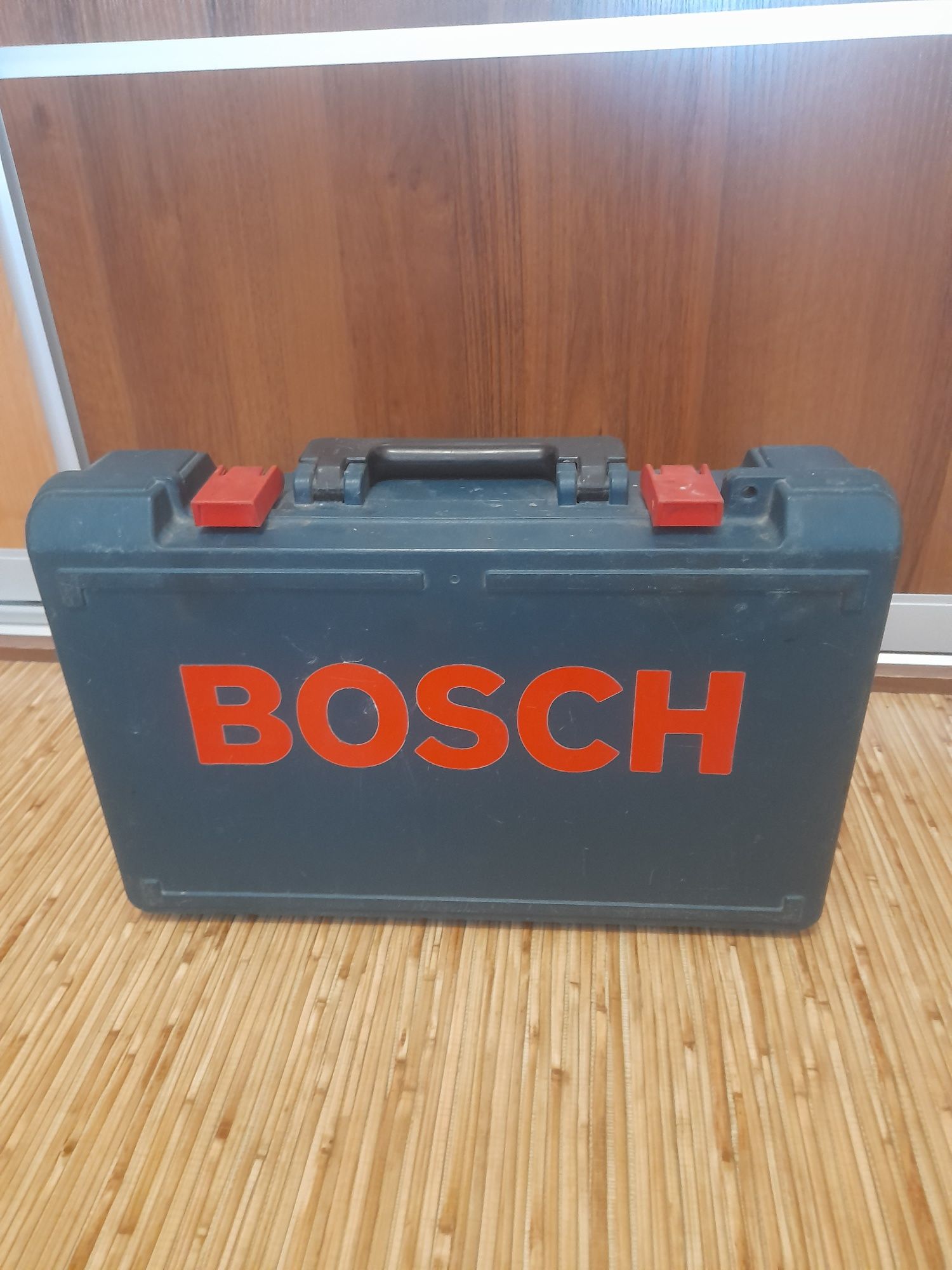 BOSCH    GBH  2-24  DSR