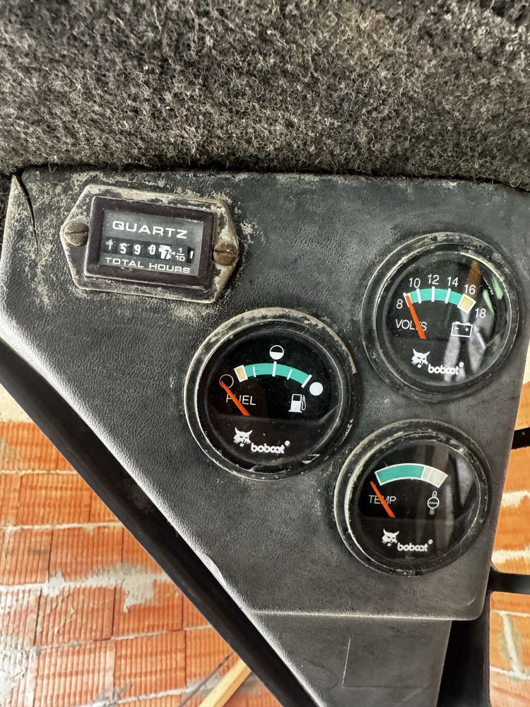 Bobcat 553