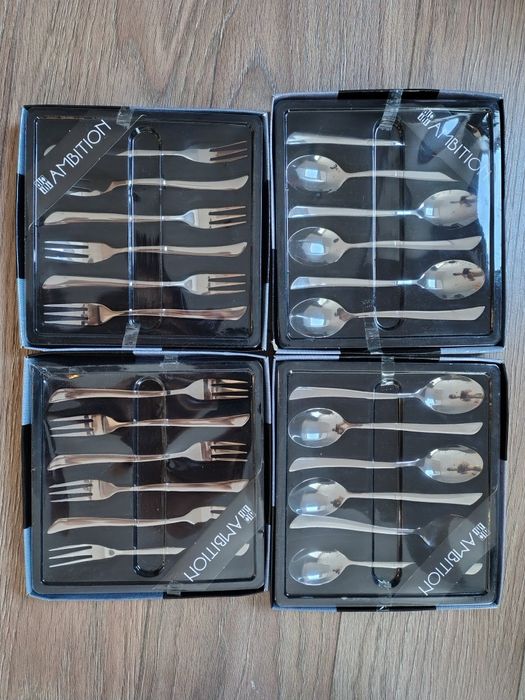 Komplety widelczyków do ciasta i łyżeczek do herbaty Ambition