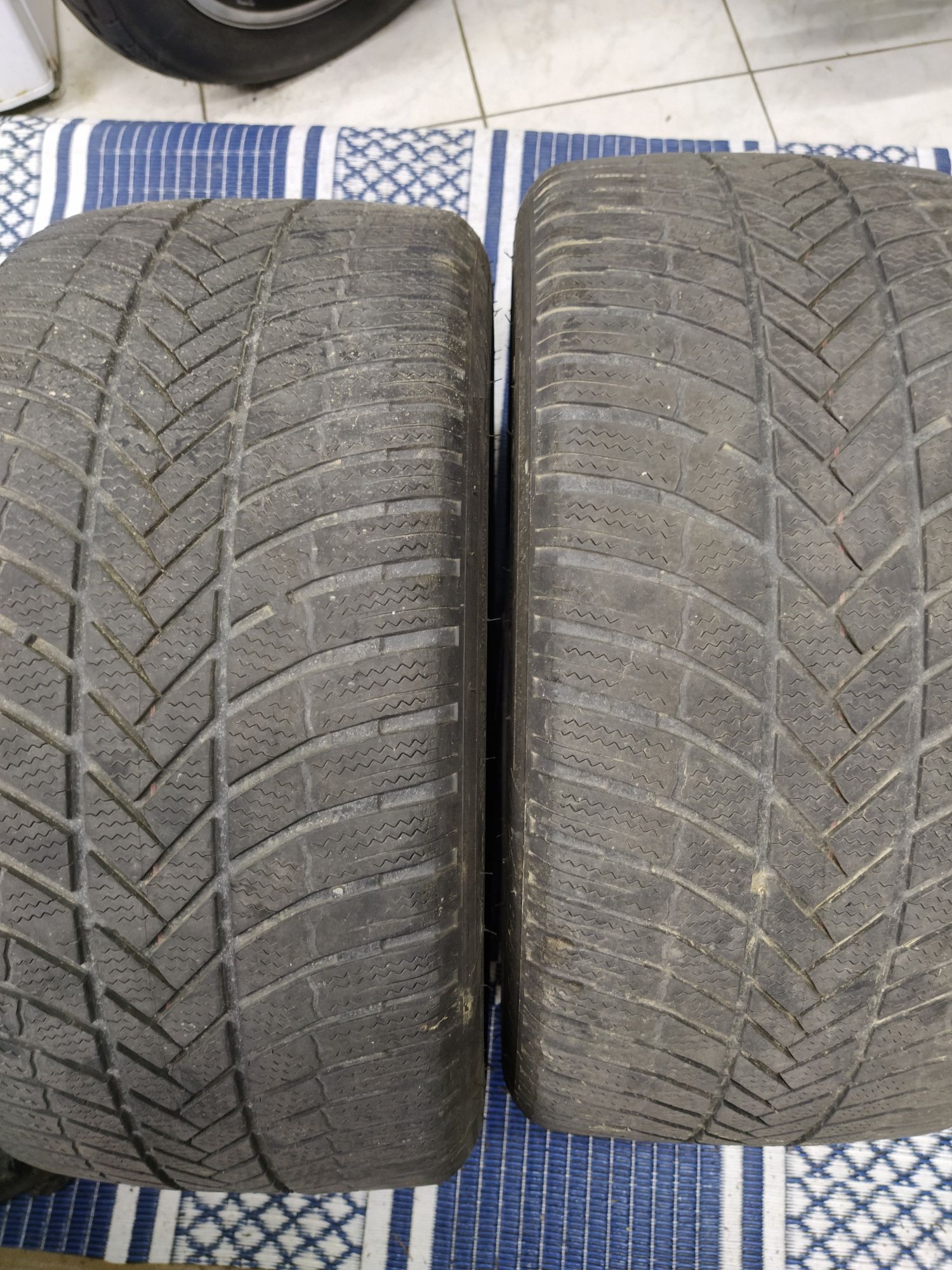 2 Opony zimowe 255/40r18 BRIDGESTONE 2021r