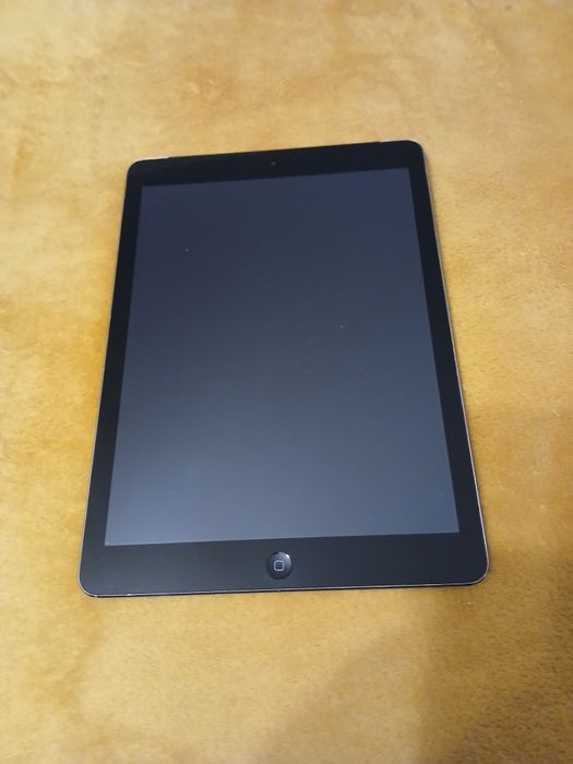 iPad Air 32gb gray
