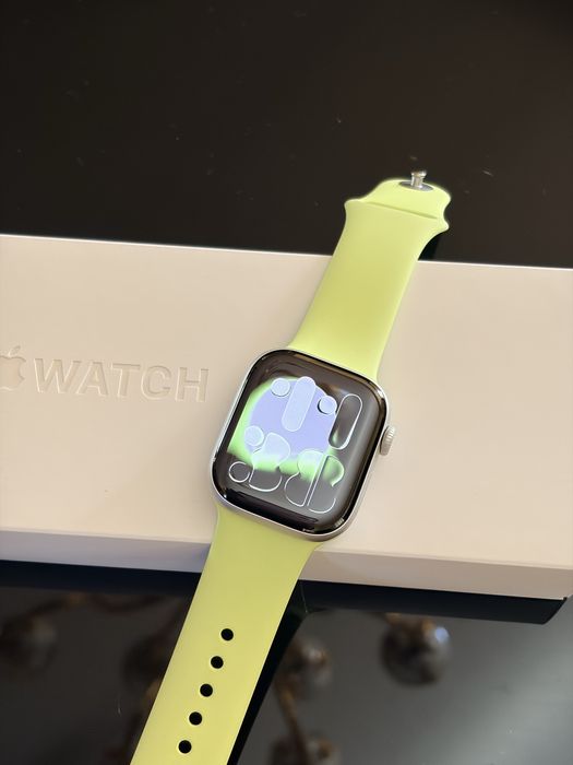 Apple Watch Series 11 de 42mm GPS