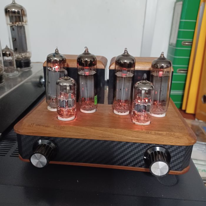 Amplificadores a válvulas Bill Beard e 2 monoblocos Music Angel