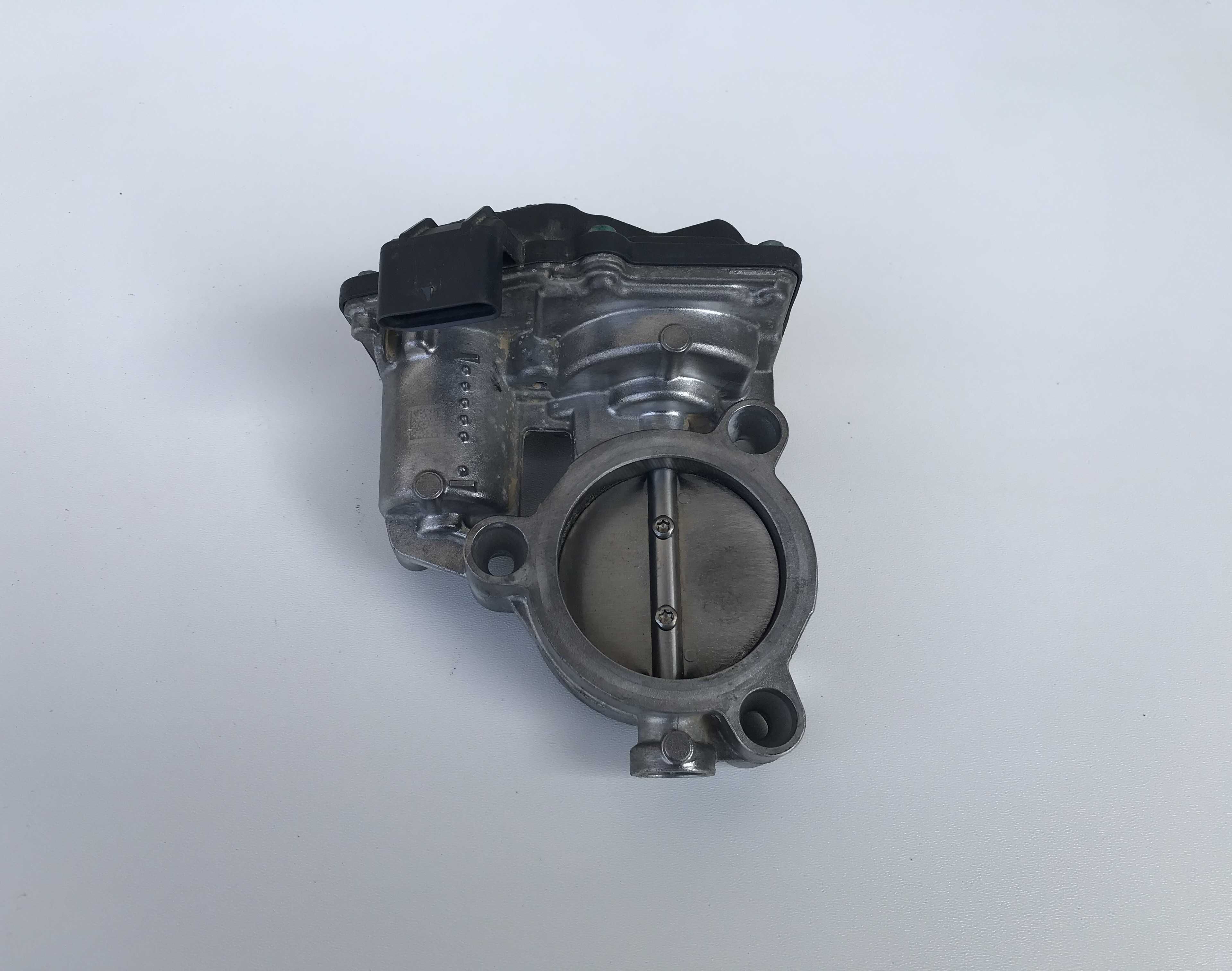 Дросельна заслонка BMW 3 Series F30. F80. F31. F34 - 2.0-3.0