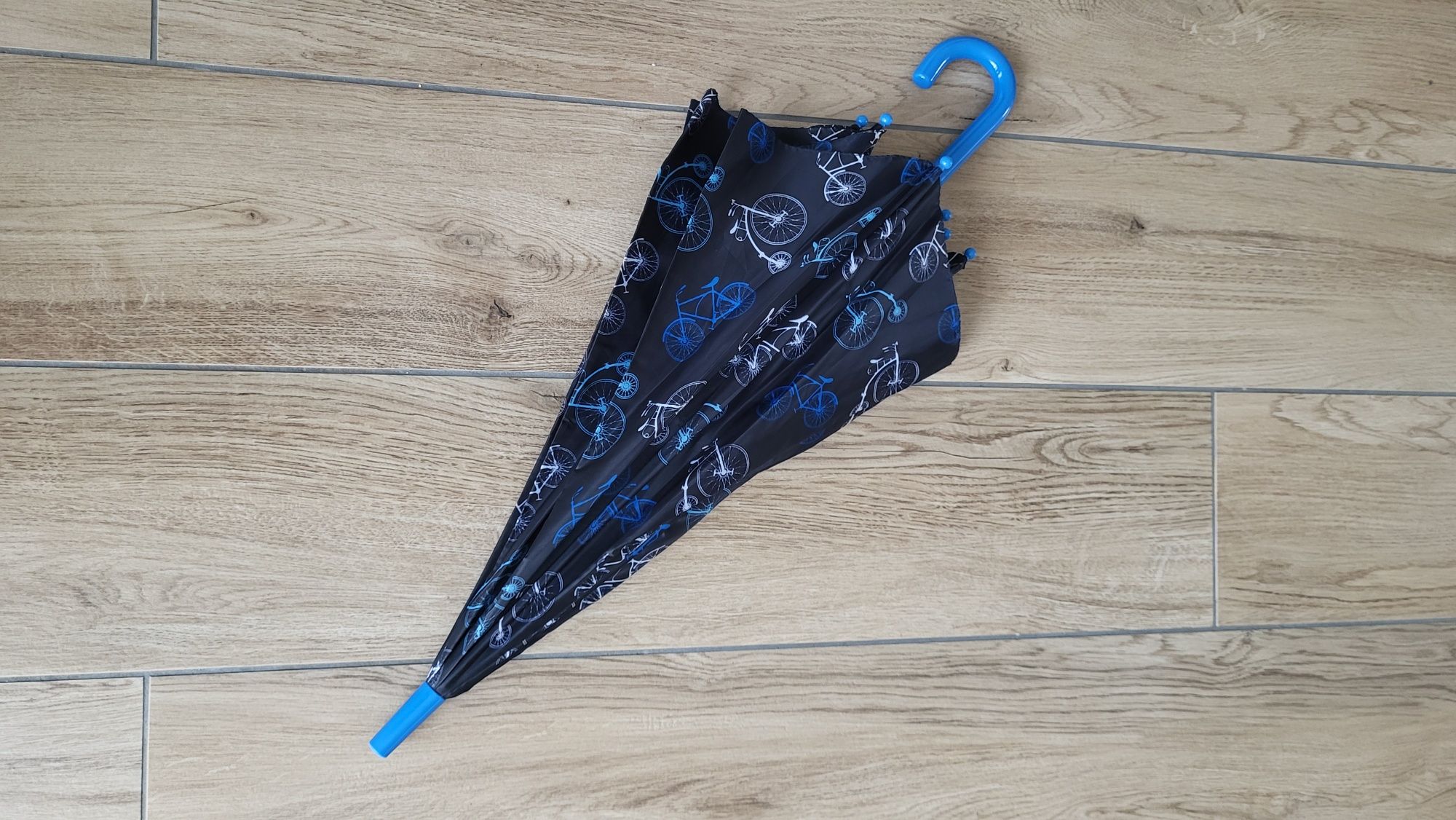 Parasol dla chłopca. Wzór rowery