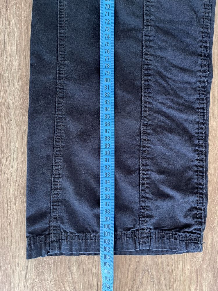 Czarne spodnie cargo r. 38
