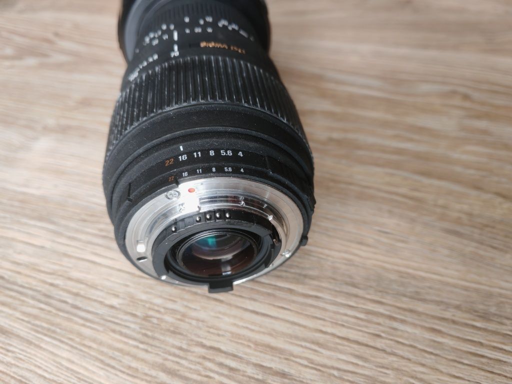 Obiektyw Sigma DG 70-300