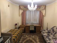 Продається двокімнатна квартира на Головній з меблями і євроремонтом