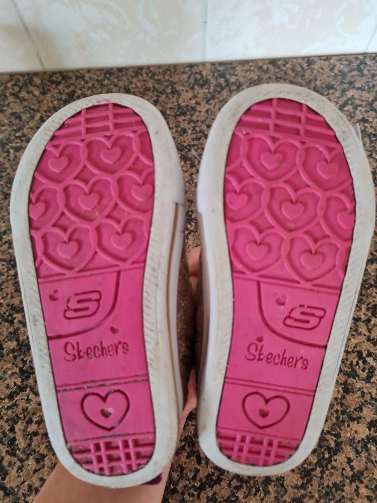 Sapatilhas sketchers com luzes